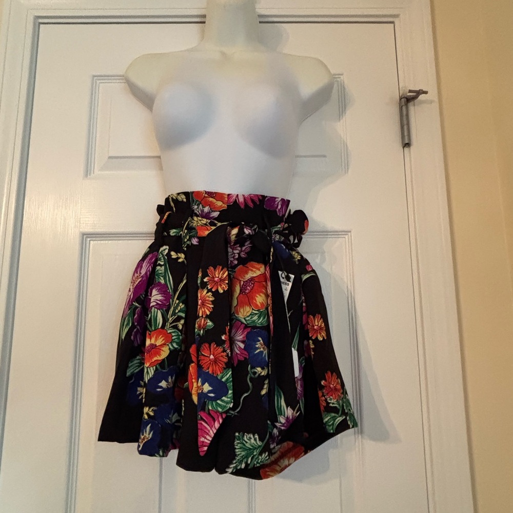 Brand new with tags Floral Black Skorts